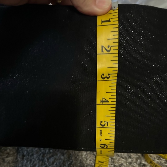 Victoria’s Secret NWT black shoulder tote with attached tiger striped mi… - Picture 10 of 10